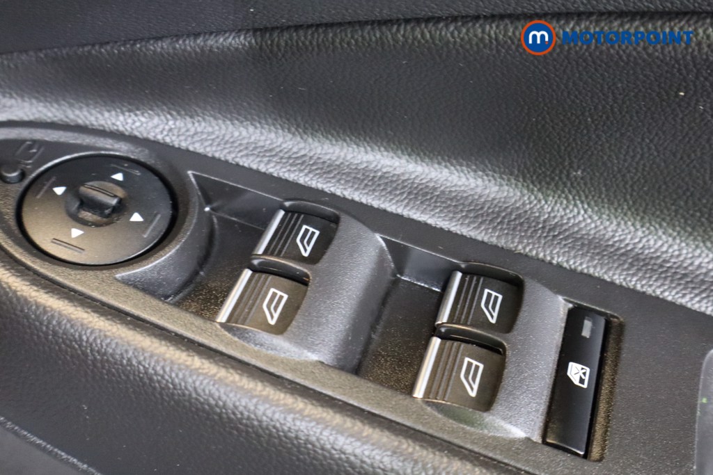 Ford Kuga St-Line Edition Manual Diesel SUV - Stock Number (1530973) - 6th supplementary image