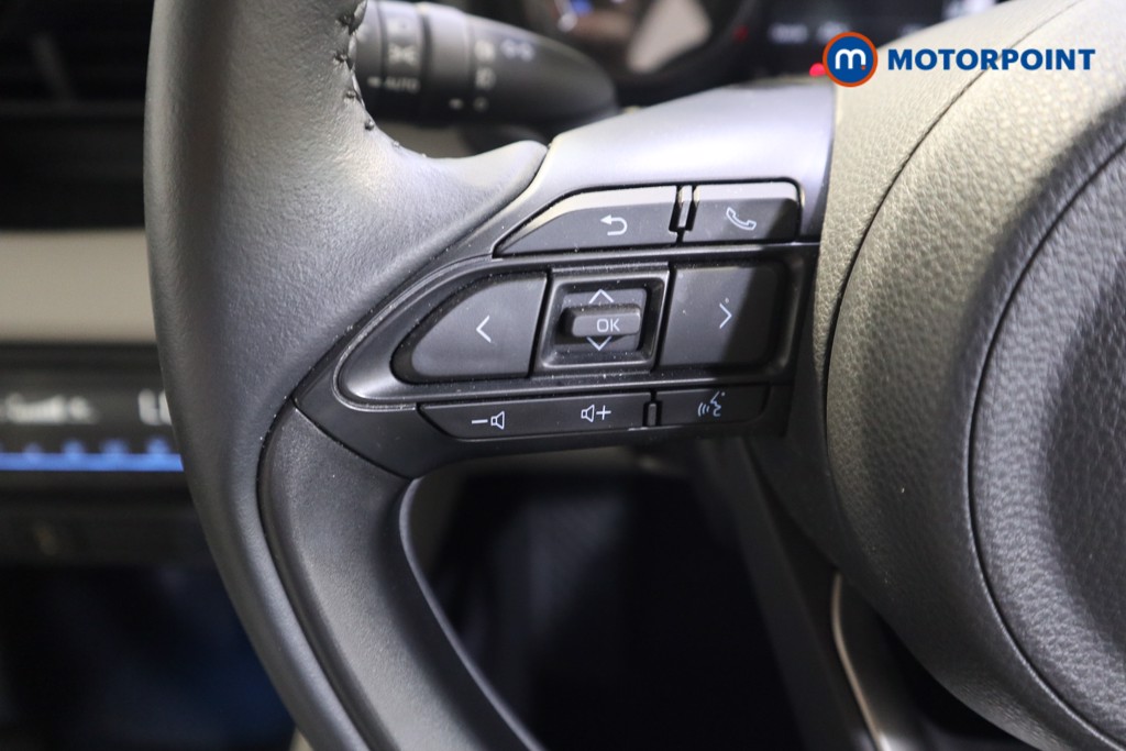 Toyota Yaris Excel Automatic Petrol-Electric Hybrid Hatchback - Stock Number (1532436) - 3rd supplementary image