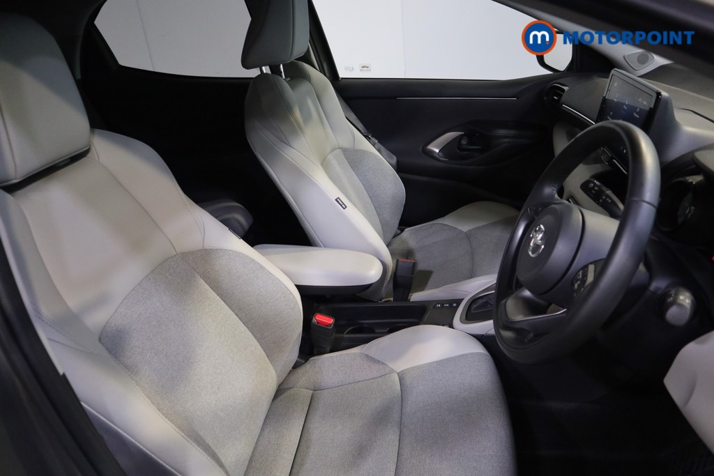 Toyota Yaris Excel Automatic Petrol-Electric Hybrid Hatchback - Stock Number (1532436) - 10th supplementary image