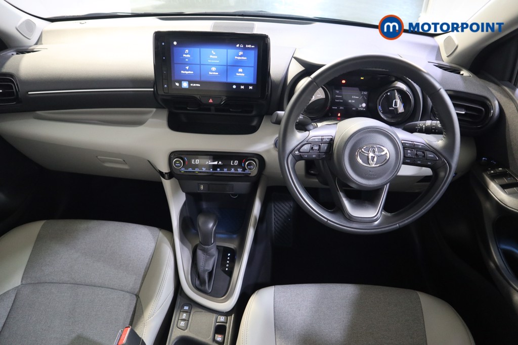 Toyota Yaris Excel Automatic Petrol-Electric Hybrid Hatchback - Stock Number (1532436) - 1st supplementary image
