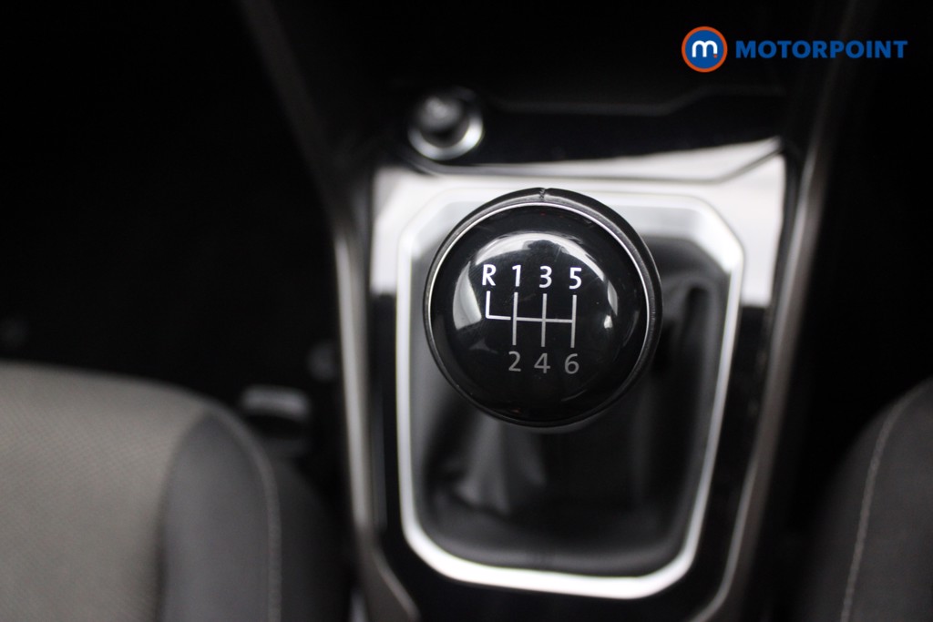 Volkswagen T-Roc SE Manual Diesel SUV - Stock Number (1535231) - 9th supplementary image