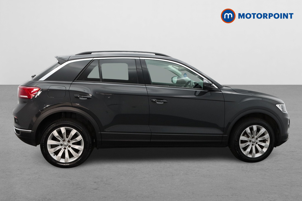 Volkswagen T-Roc SE Manual Diesel SUV - Stock Number (1535231) - Drivers side