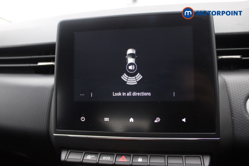 Renault Clio Evolution Manual Petrol Hatchback - Stock Number (1535535) - 9th supplementary image