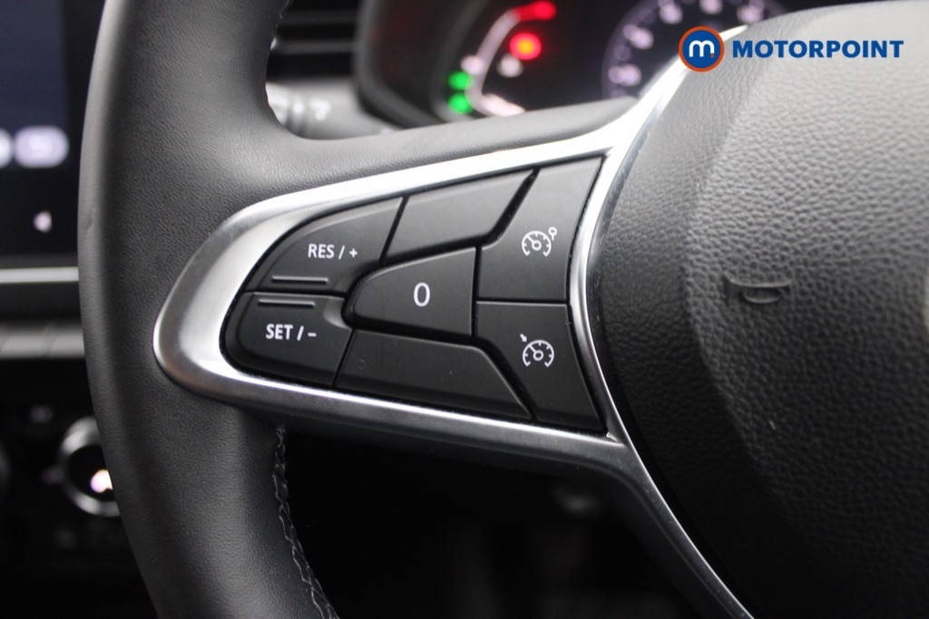 Renault Clio Evolution Manual Petrol Hatchback - Stock Number (1535535) - 13th supplementary image