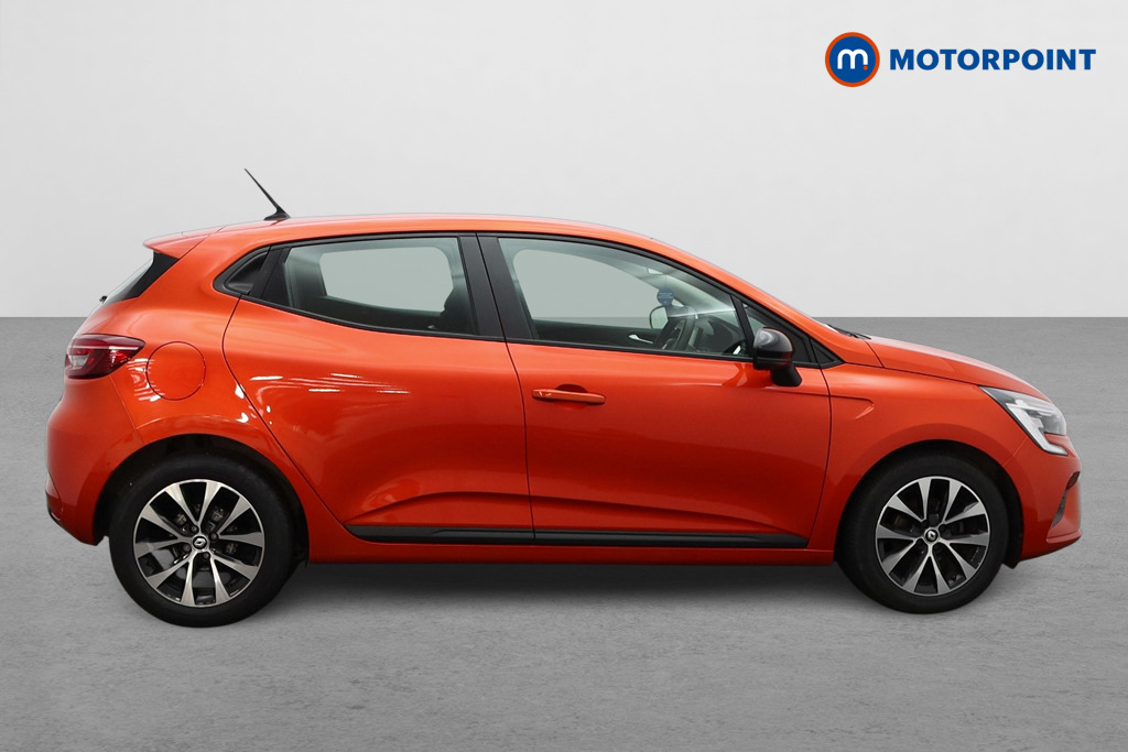 Renault Clio Evolution Manual Petrol Hatchback - Stock Number (1535535) - Drivers side