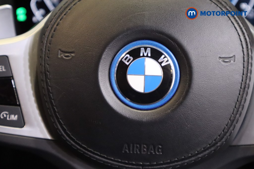 BMW 5 Series M Sport Automatic Petrol Plug-In Hybrid Estate - Stock Number (1543848) - 17th supplementary image