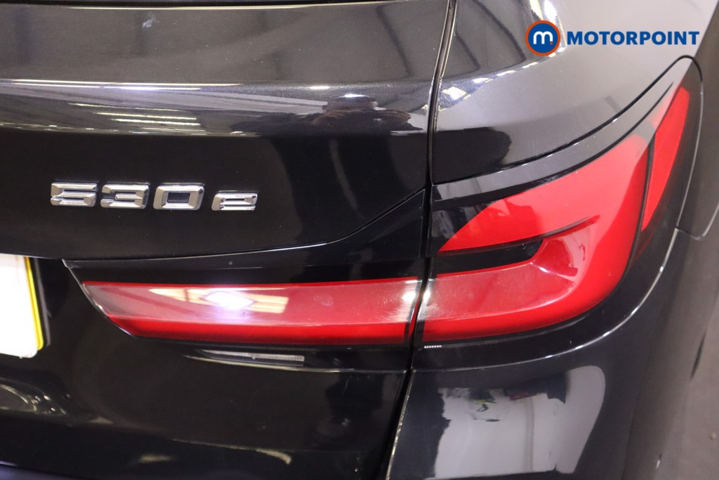 BMW 5 Series M Sport Automatic Petrol Plug-In Hybrid Estate - Stock Number (1543848) - 31st supplementary image