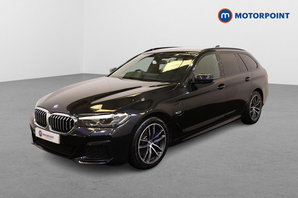 BMW 5 Series M Sport Automatic Petrol Plug-In Hybrid Estate - Stock Number (1543848) - Passenger side front corner