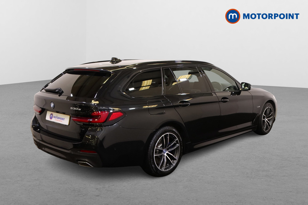 BMW 5 Series M Sport Automatic Petrol Plug-In Hybrid Estate - Stock Number (1543848) - Drivers side rear corner