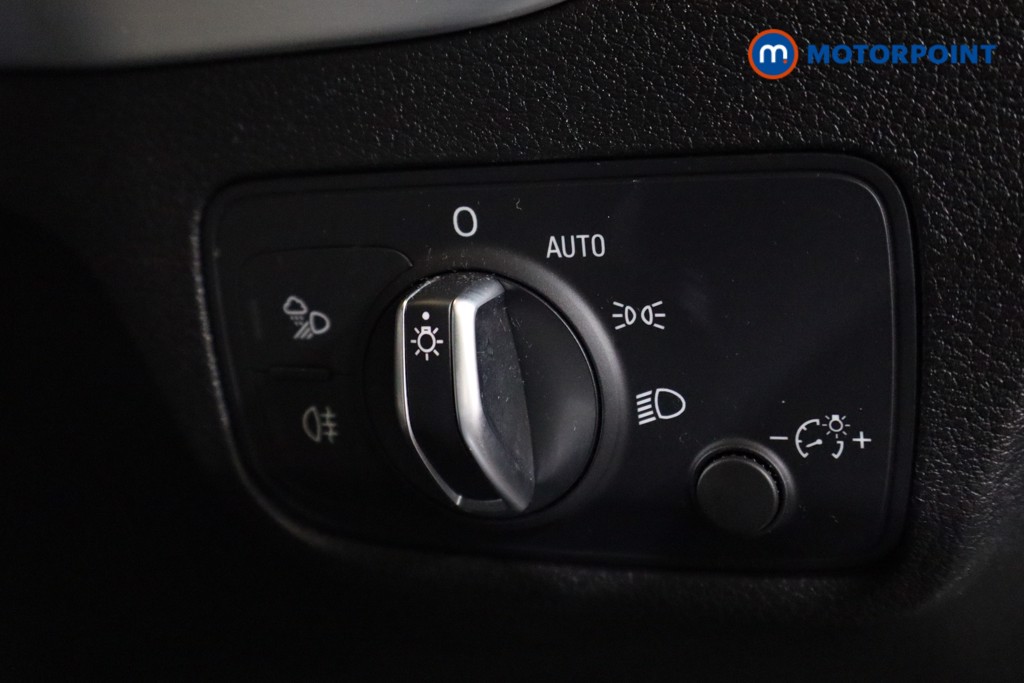 Audi Q2 S Line Automatic Petrol SUV - Stock Number (1545776) - 5th supplementary image