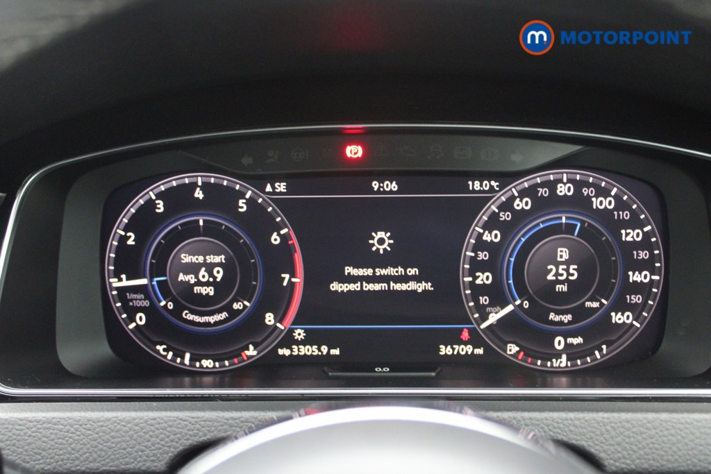 Volkswagen Golf R-Line Manual Petrol Hatchback - Stock Number (1546676) - 4th supplementary image