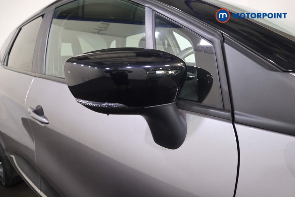 Renault Captur Iconic Manual Petrol SUV - Stock Number (1546712) - 21st supplementary image