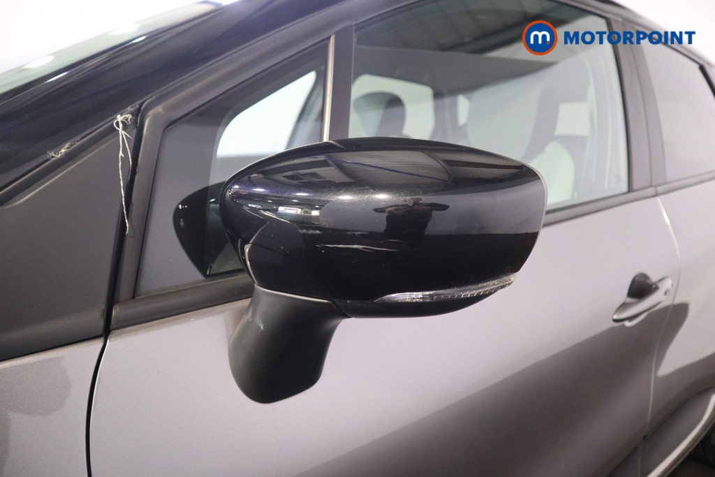 Renault Captur Iconic Manual Petrol SUV - Stock Number (1546712) - 22nd supplementary image