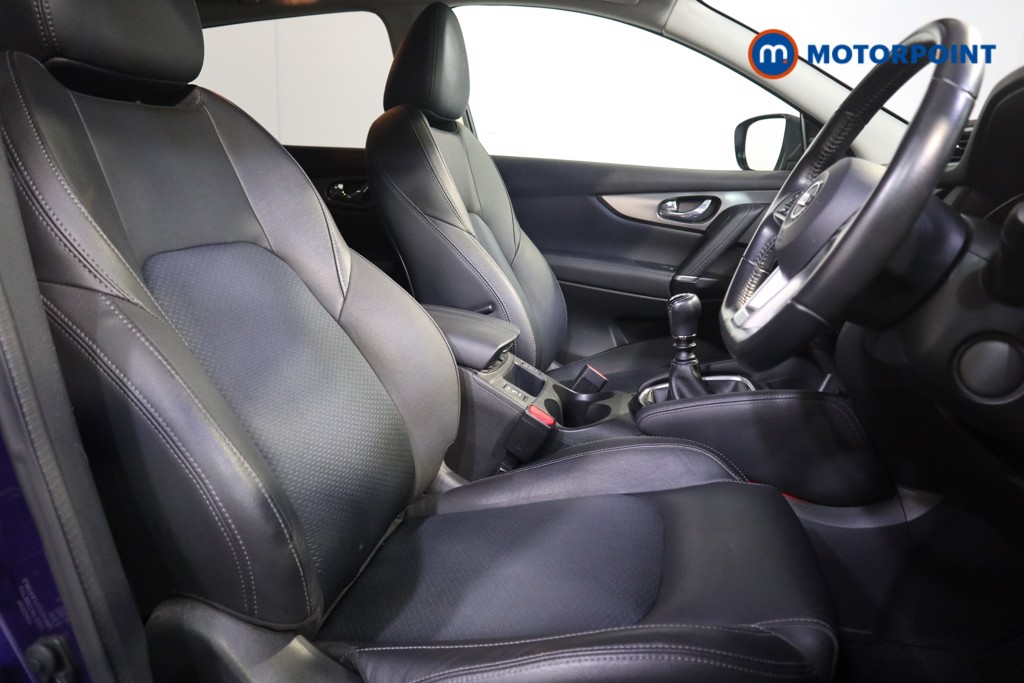 Nissan Qashqai Tekna Manual Diesel SUV - Stock Number (1548060) - 11th supplementary image