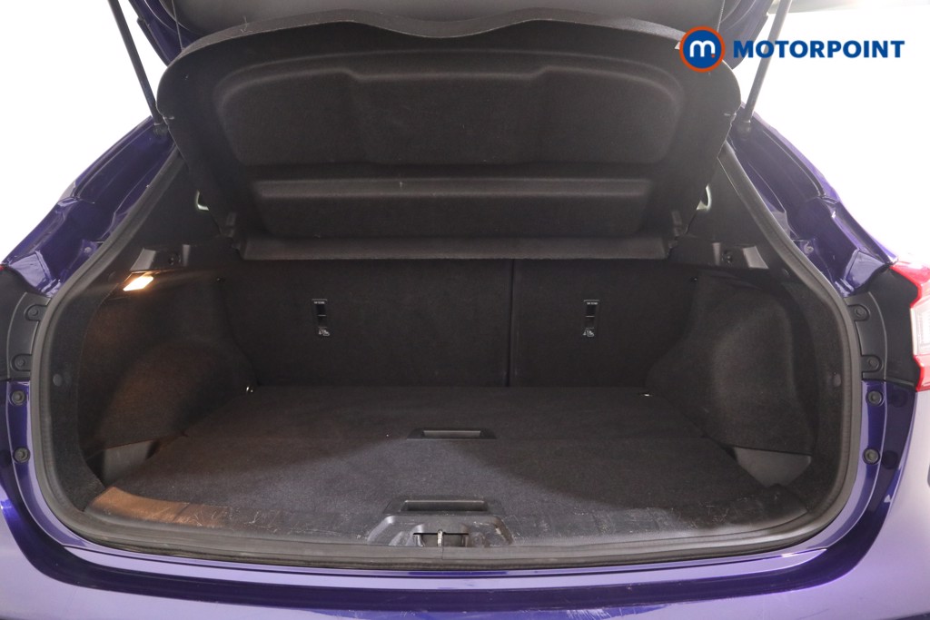 Nissan Qashqai Tekna Manual Diesel SUV - Stock Number (1548060) - 13th supplementary image