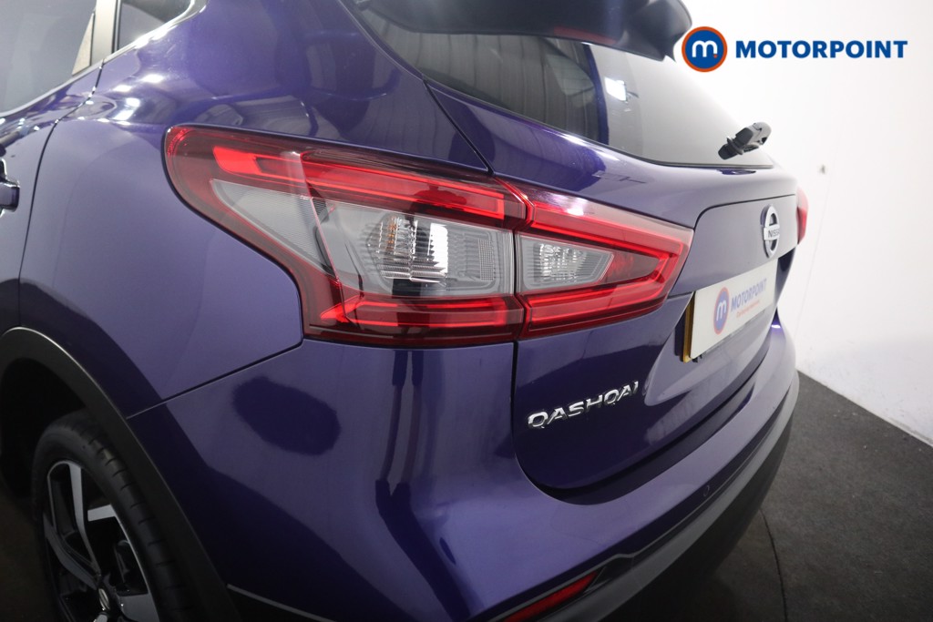 Nissan Qashqai Tekna Manual Diesel SUV - Stock Number (1548060) - 20th supplementary image