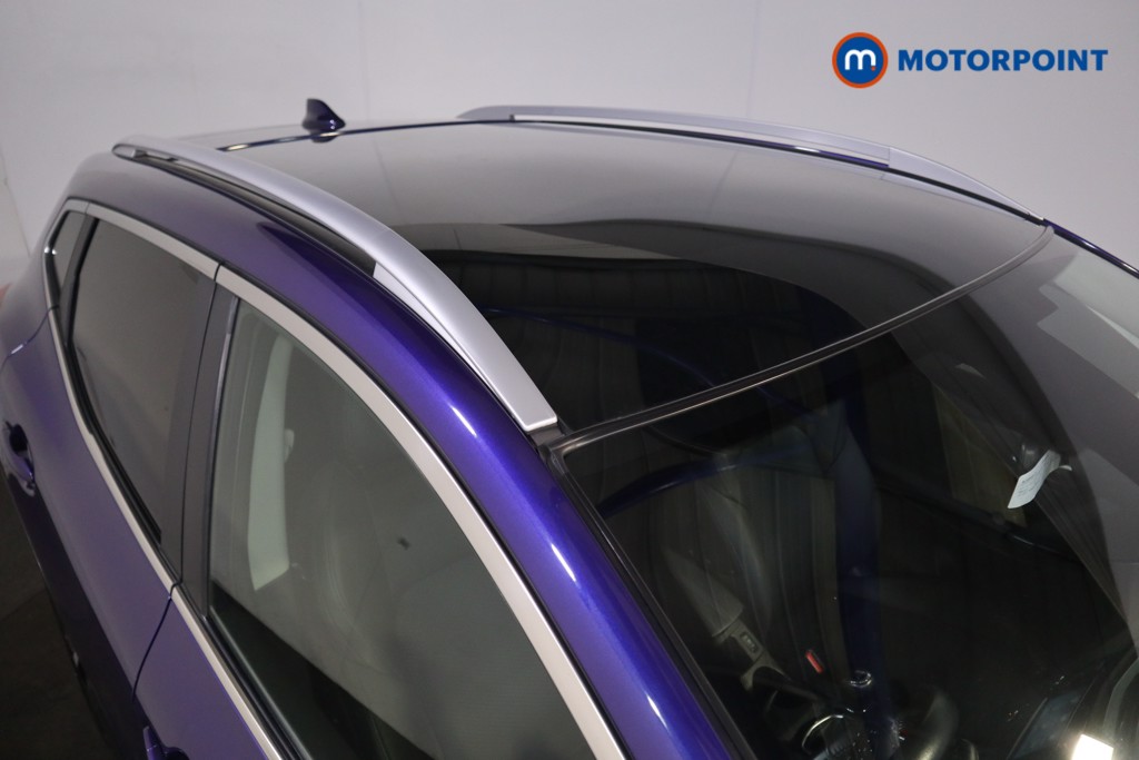 Nissan Qashqai Tekna Manual Diesel SUV - Stock Number (1548060) - 22nd supplementary image