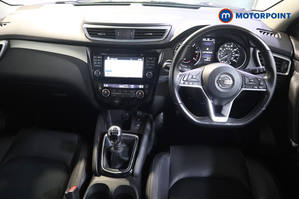 Nissan Qashqai Tekna Manual Diesel SUV - Stock Number (1548060) - 1st supplementary image