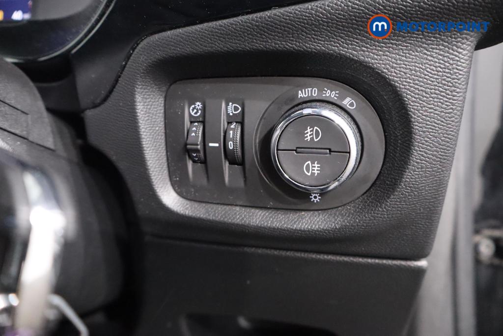 Vauxhall Corsa Elite Edition Manual Petrol Hatchback - Stock Number (1548274) - 10th supplementary image