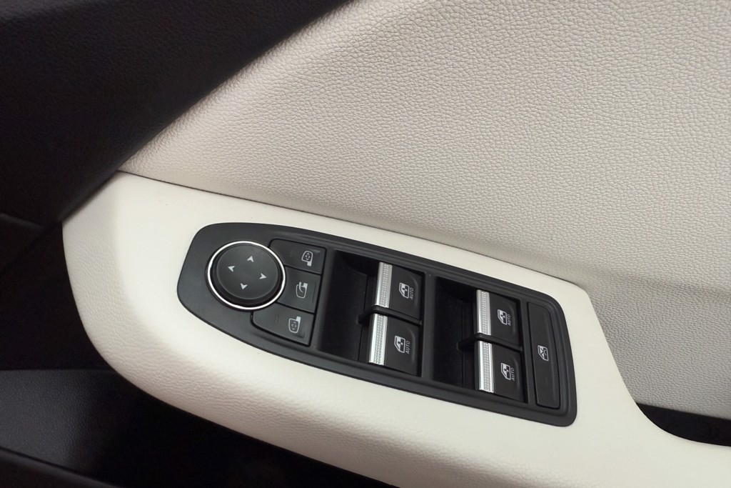 Renault Clio S Edition Manual Petrol Hatchback - Stock Number (1548491) - 17th supplementary image