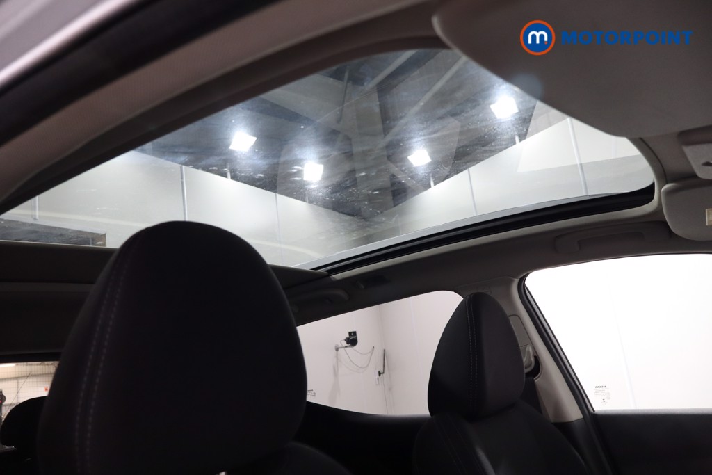 Nissan Qashqai N-Connecta Manual Petrol SUV - Stock Number (1549299) - 20th supplementary image