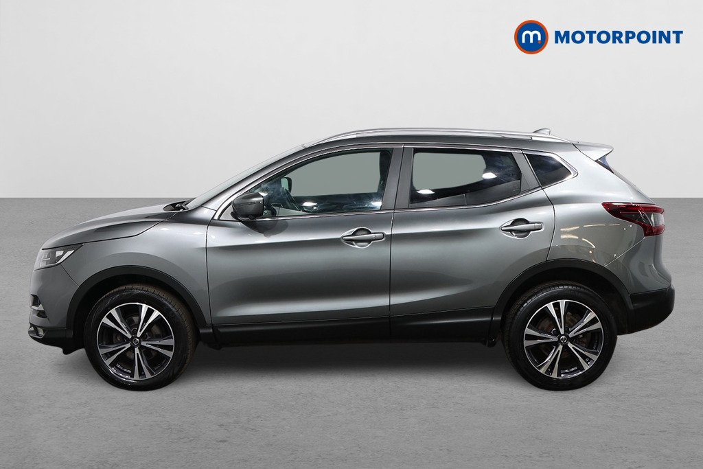 Nissan Qashqai N-Connecta Manual Petrol SUV - Stock Number (1549299) - Passenger side