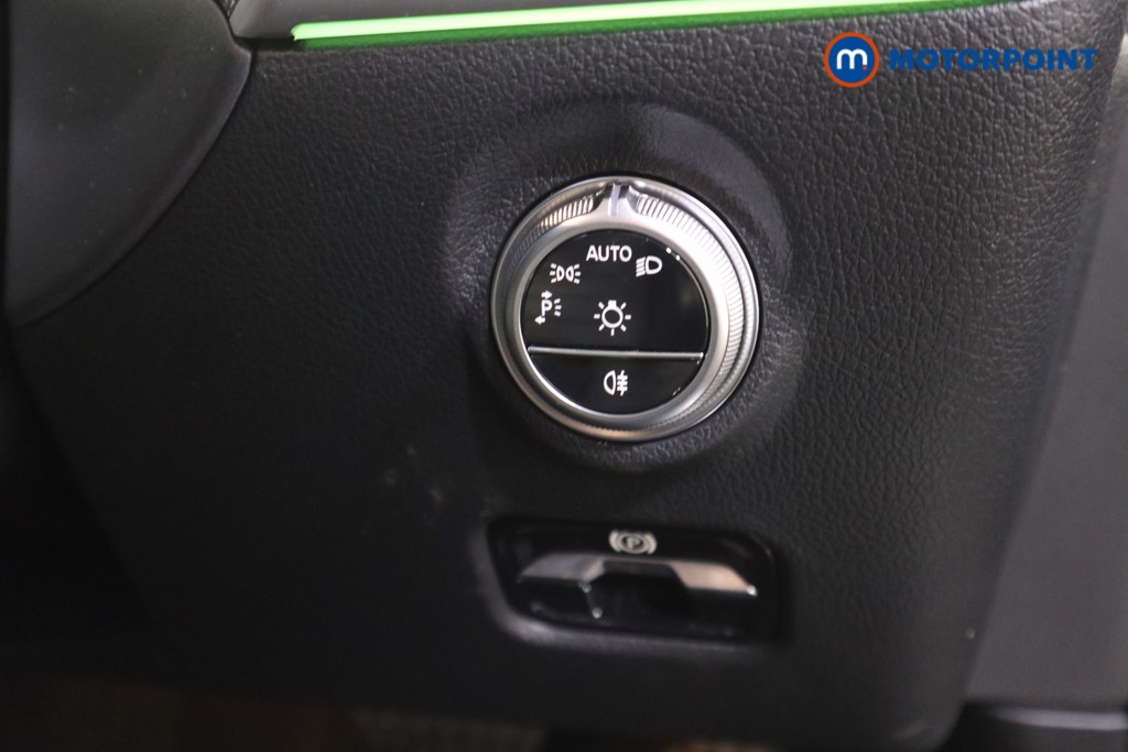 Mercedes-Benz C Class Amg Line Automatic Petrol Estate - Stock Number (1549447) - 7th supplementary image