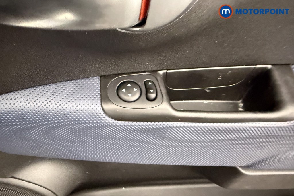 Fiat 500 Rock Star Manual Petrol-Electric Hybrid Hatchback - Stock Number (1549718) - 15th supplementary image