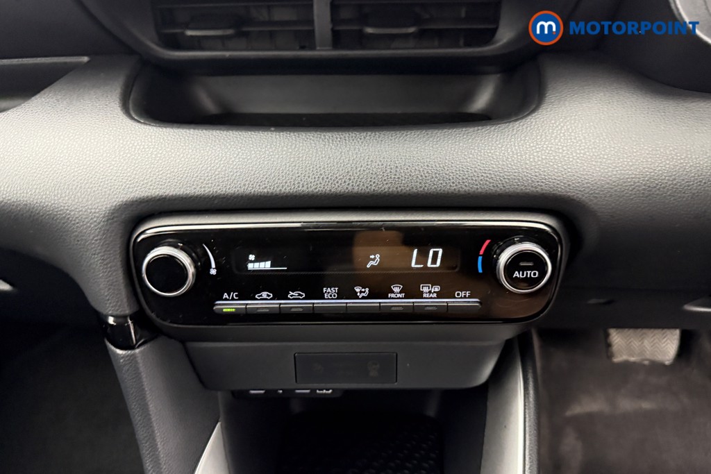 Toyota Yaris Icon Automatic Petrol-Electric Hybrid Hatchback - Stock Number (1550827) - 8th supplementary image