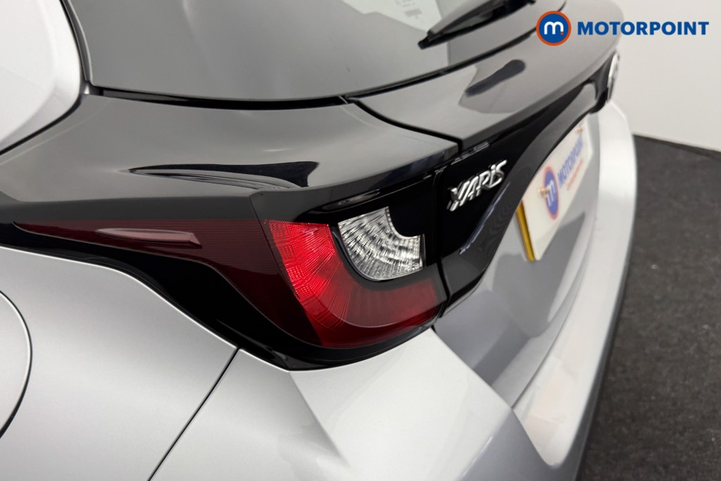 Toyota Yaris Icon Automatic Petrol-Electric Hybrid Hatchback - Stock Number (1550827) - 23rd supplementary image