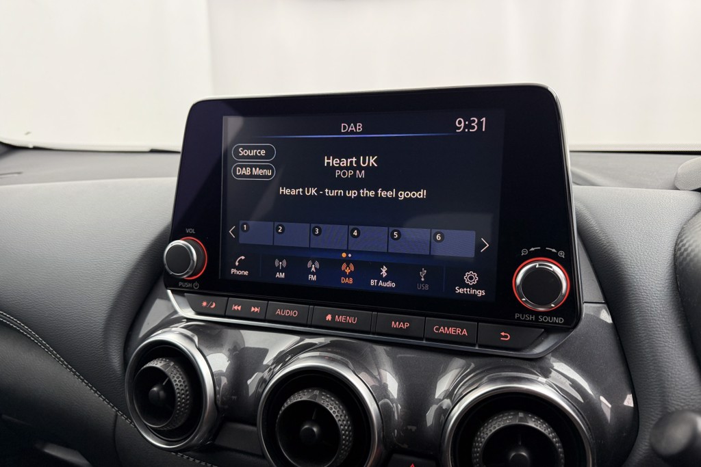 Nissan Juke N-Connecta Manual Petrol SUV - Stock Number (1551014) - 9th supplementary image