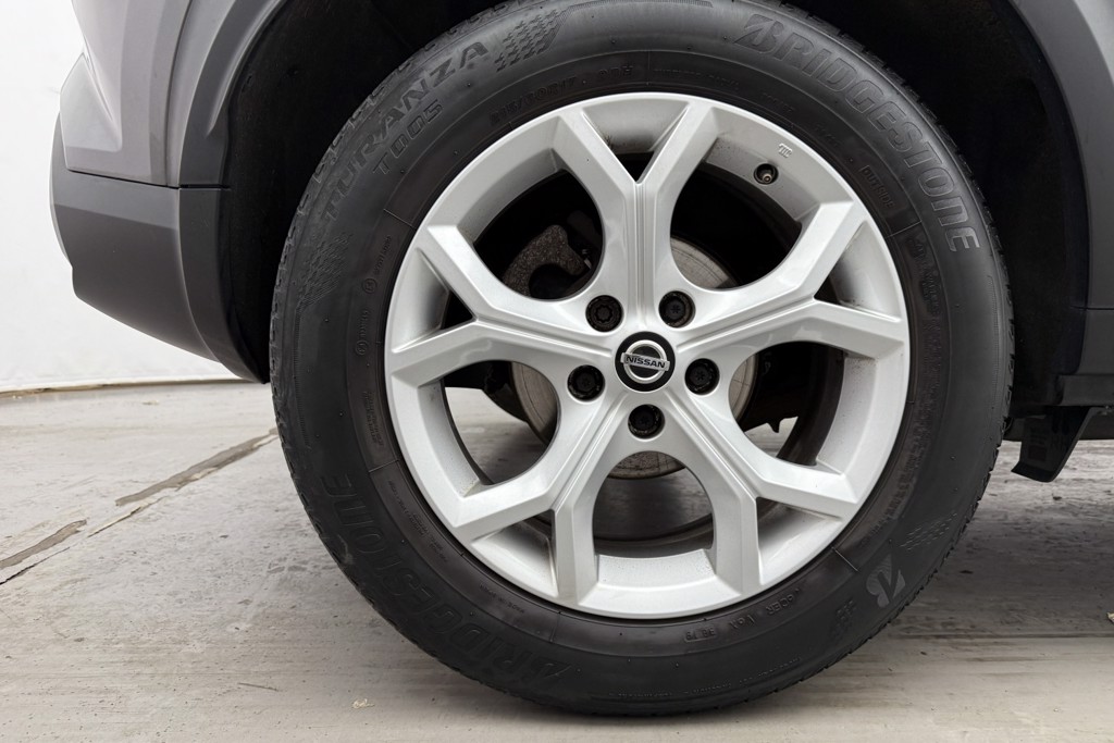 Nissan Juke N-Connecta Manual Petrol SUV - Stock Number (1551014) - 30th supplementary image