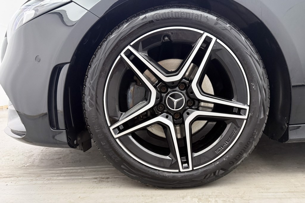 Mercedes-Benz A Class Amg Line Executive Edition Automatic Petrol Hatchback - Stock Number (1551131) - 44th supplementary image