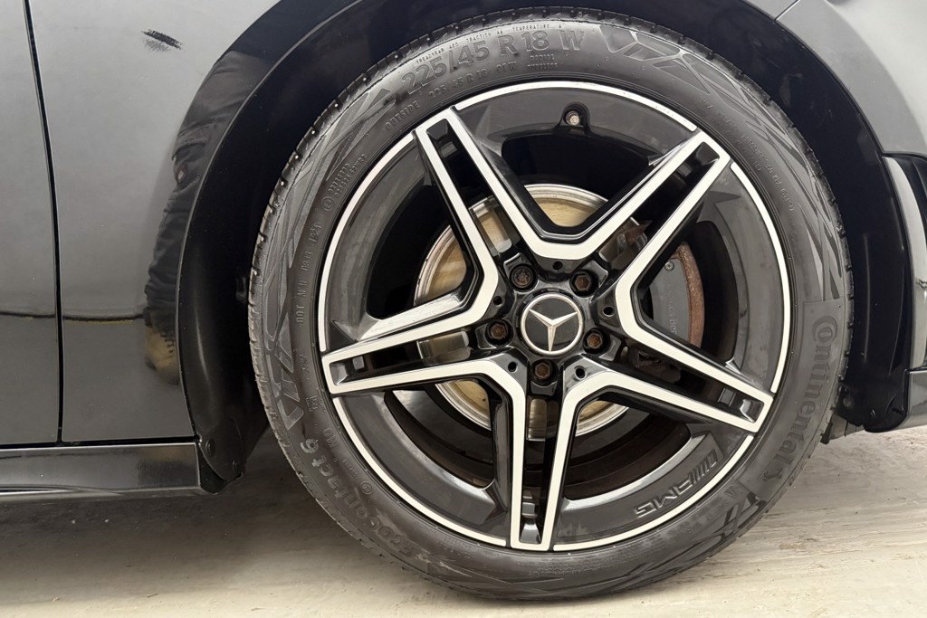 Mercedes-Benz A Class Amg Line Executive Edition Automatic Petrol Hatchback - Stock Number (1551131) - 47th supplementary image