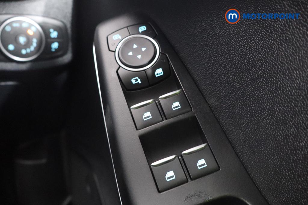 Ford Fiesta St-Line Edition Manual Petrol-Electric Hybrid Hatchback - Stock Number (1551142) - 12th supplementary image