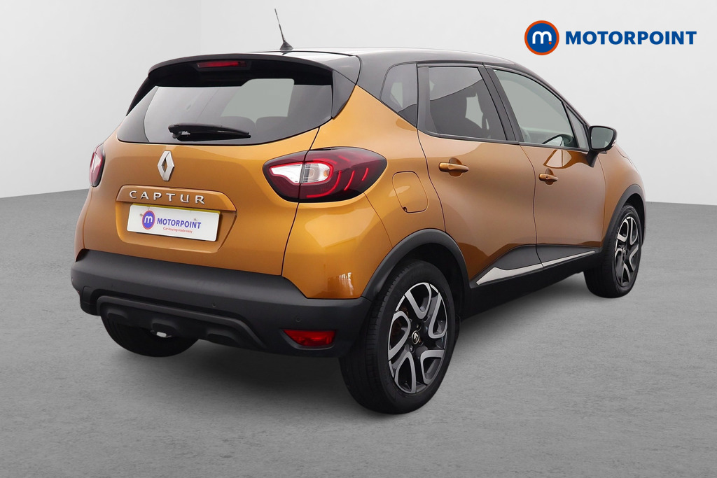 Renault Captur Iconic Manual Diesel SUV - Stock Number (1551249) - Drivers side rear corner