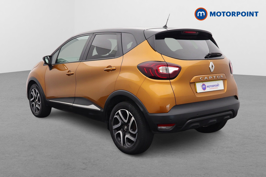Renault Captur Iconic Manual Diesel SUV - Stock Number (1551249) - Passenger side rear corner