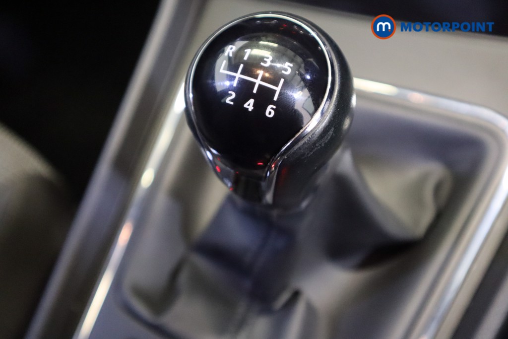 Seat Leon Se Dynamic Manual Petrol Hatchback - Stock Number (1551250) - 5th supplementary image