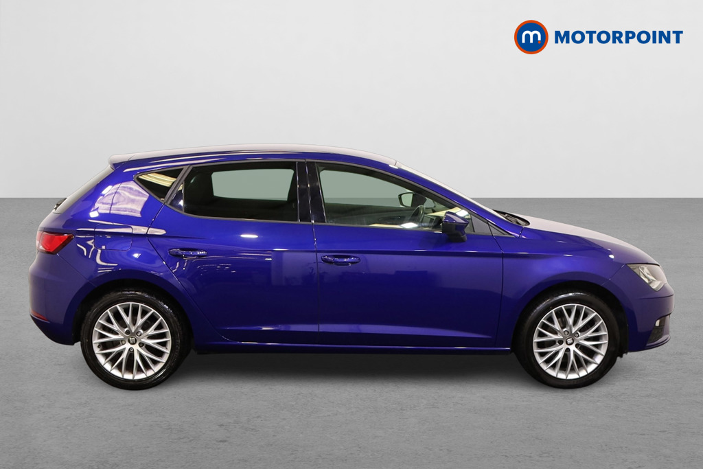 Seat Leon Se Dynamic Manual Petrol Hatchback - Stock Number (1551250) - Drivers side