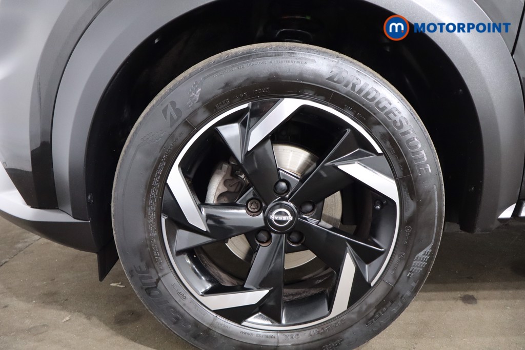 Nissan Juke N-Connecta Automatic Petrol SUV - Stock Number (1551381) - 11th supplementary image