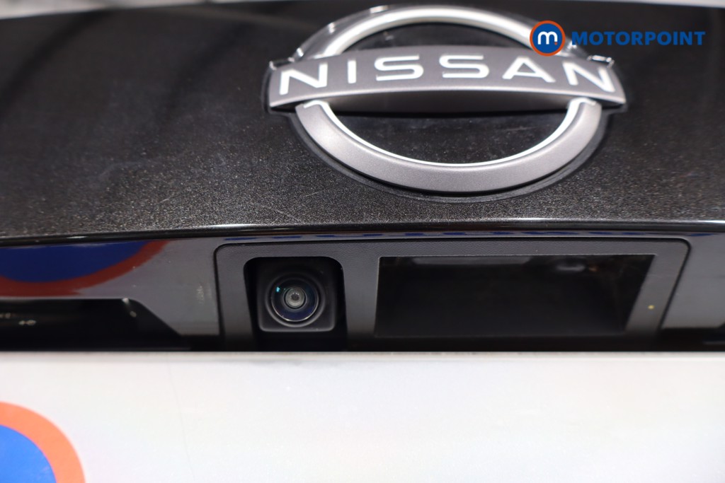 Nissan Juke N-Connecta Automatic Petrol SUV - Stock Number (1551381) - 28th supplementary image