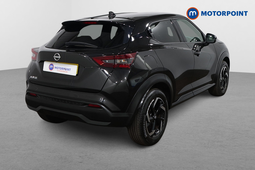 Nissan Juke N-Connecta Automatic Petrol SUV - Stock Number (1551381) - Drivers side rear corner