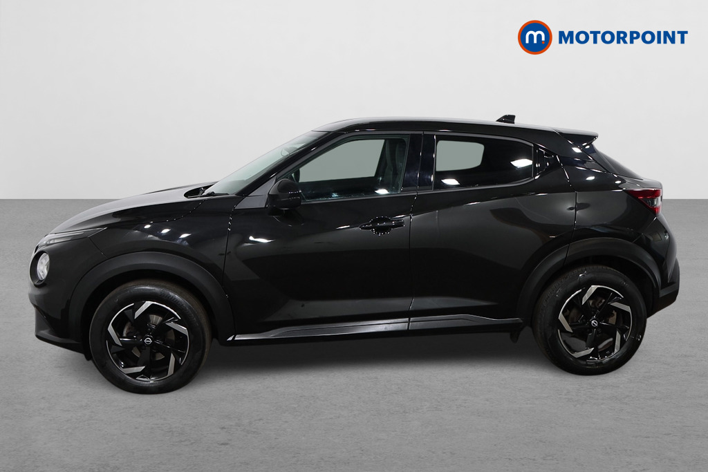 Nissan Juke N-Connecta Automatic Petrol SUV - Stock Number (1551381) - Passenger side