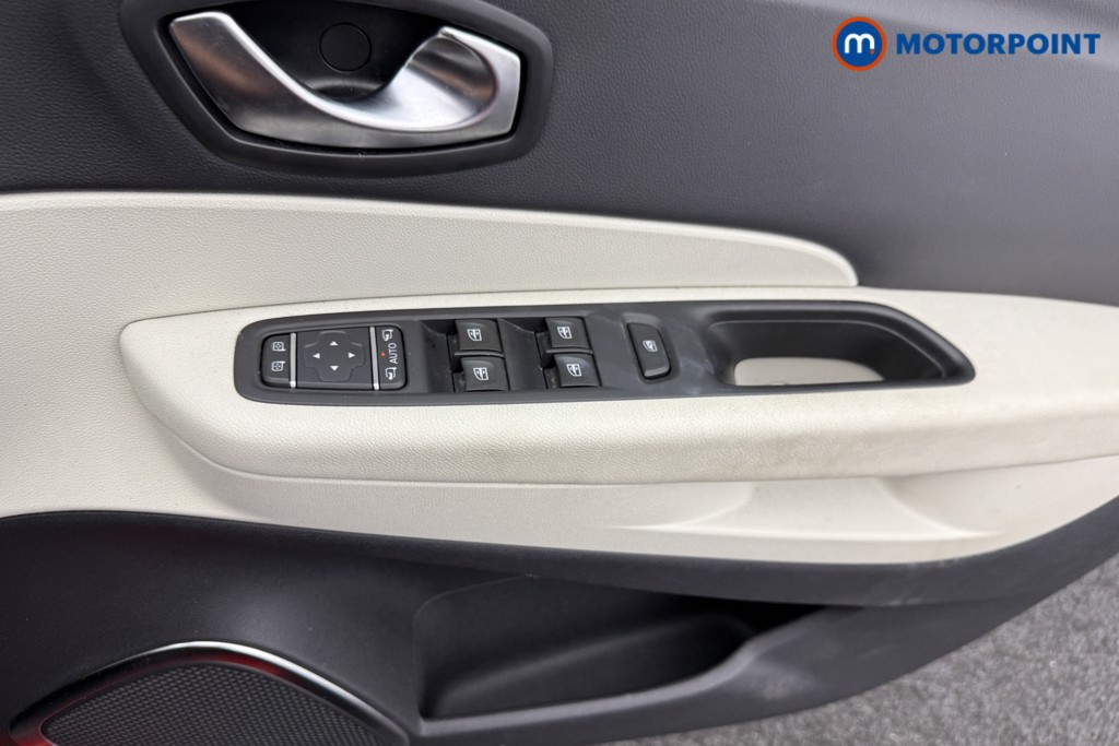 Renault Captur Gt Line Manual Diesel SUV - Stock Number (1551710) - 18th supplementary image