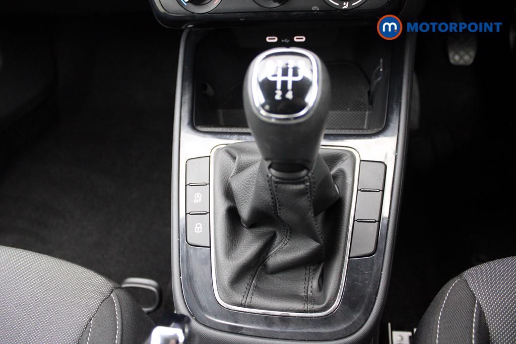 Skoda Fabia Colour Edition Manual Petrol Hatchback - Stock Number (1551879) - 6th supplementary image