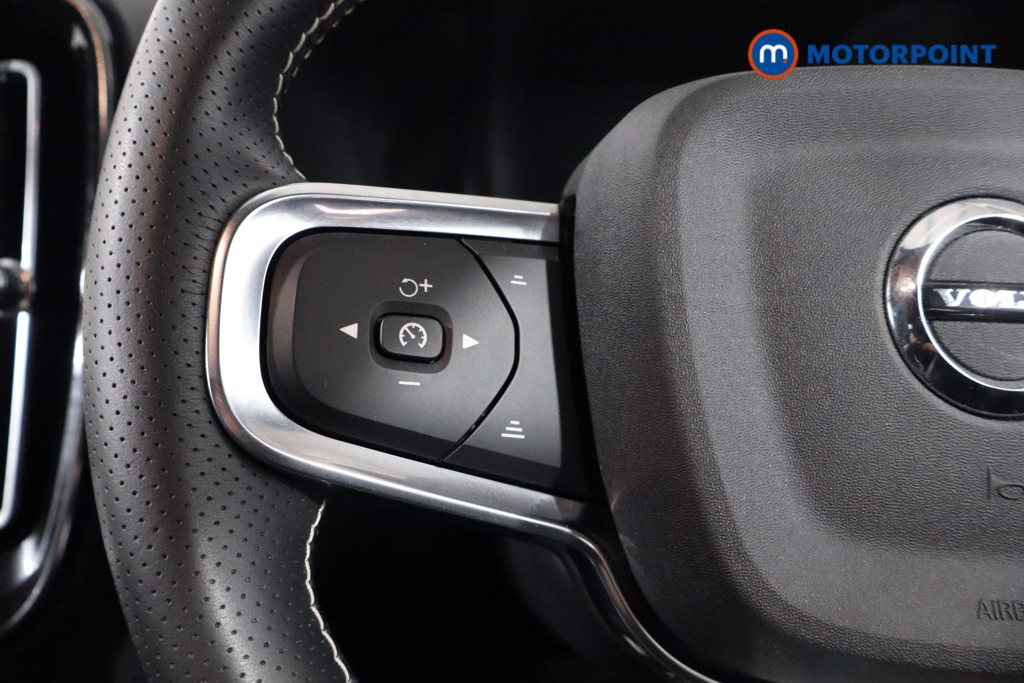 Volvo Xc40 R Design Manual Petrol SUV - Stock Number (1551991) - 7th supplementary image