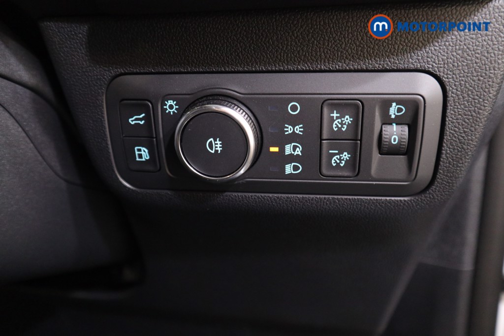 Ford Kuga St-Line Automatic Petrol Plug-In Hybrid SUV - Stock Number (1552085) - 9th supplementary image