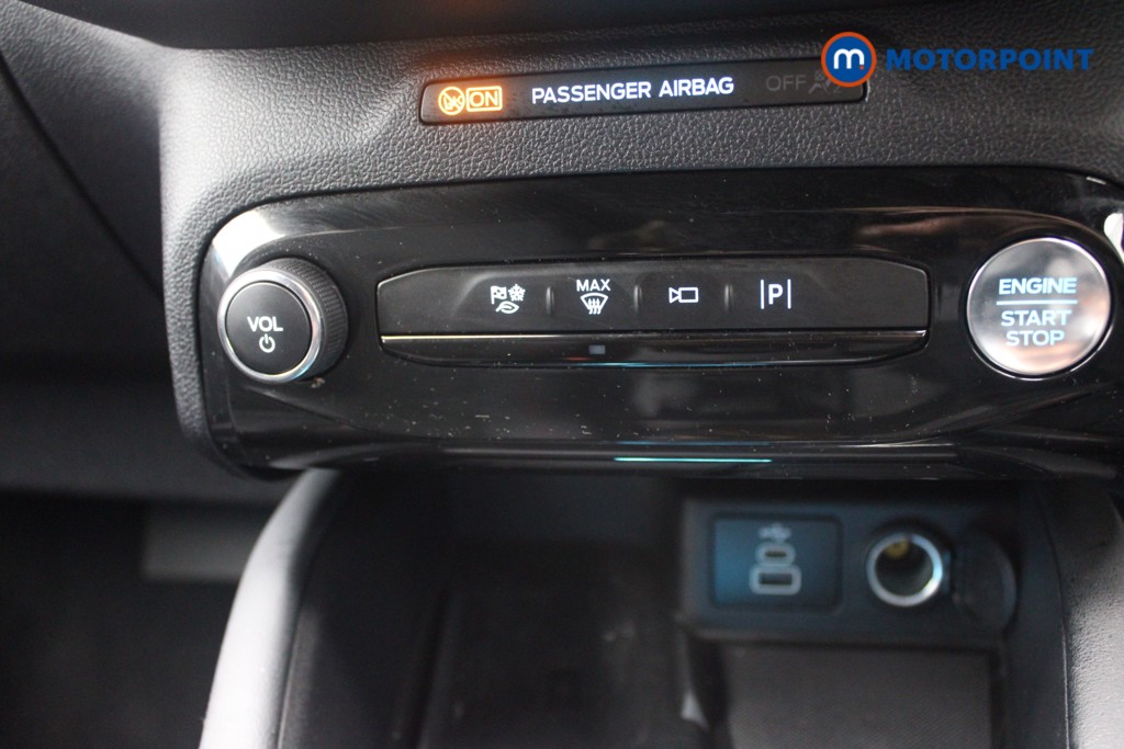Ford Kuga St-Line Automatic Petrol Plug-In Hybrid SUV - Stock Number (1552095) - 12th supplementary image