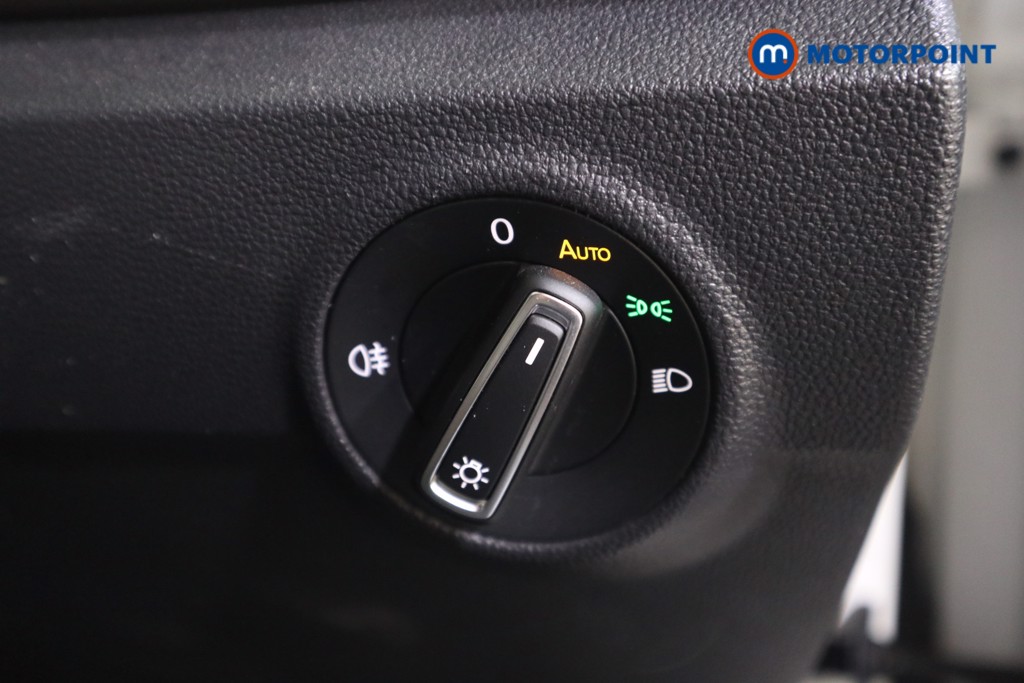Volkswagen T-Roc R-Line Automatic Petrol SUV - Stock Number (1552276) - 10th supplementary image