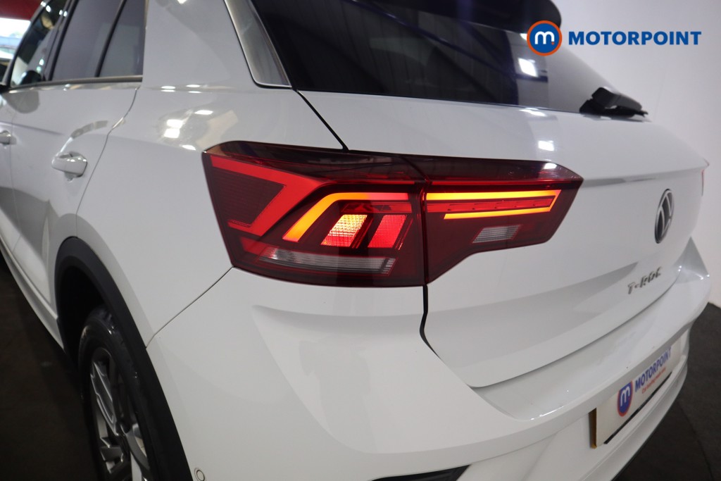 Volkswagen T-Roc R-Line Automatic Petrol SUV - Stock Number (1552276) - 22nd supplementary image